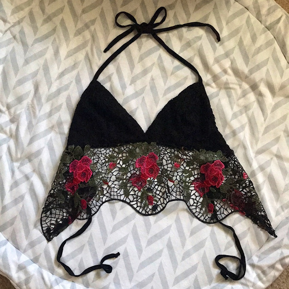 Fashion Nova Talia Halter Top